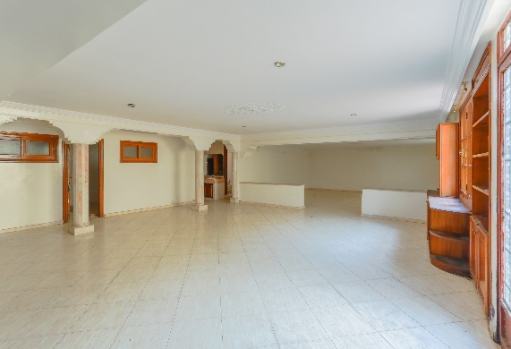 Majestueuse Villa / Lissasfa / Casablanca