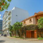 بقعة أرضية للبيع / شارع الأبطال / الدار البيضاء