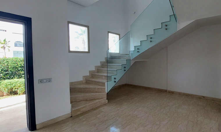 فلل فاخرة في قلب دار بوعزة